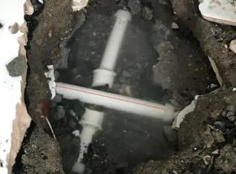 东河阳台漏水维修公司为您分享楼上楼下漏水怎么处理
